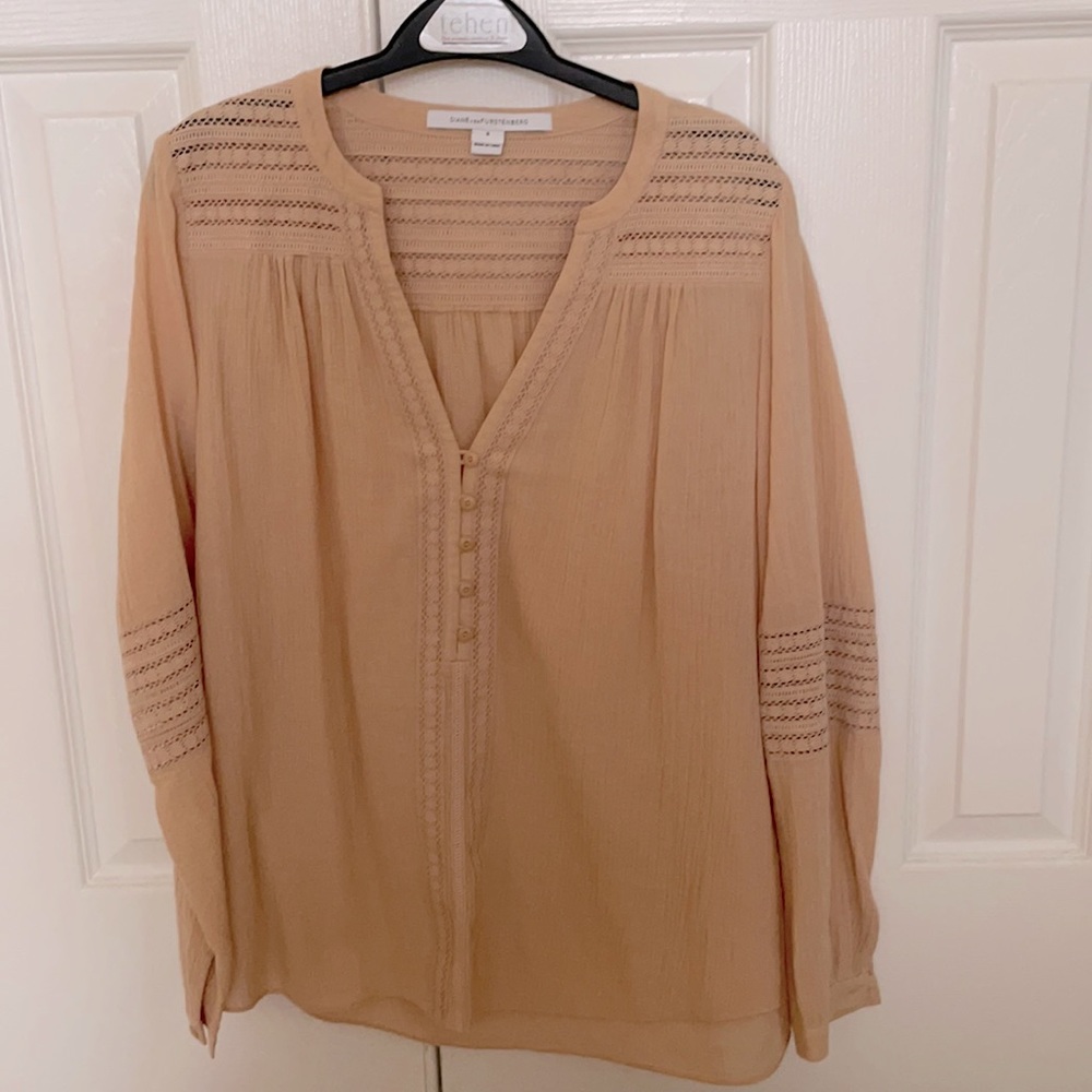 DVF Top